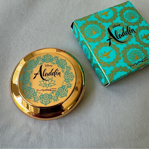 MAC Cosmetics Powder Blush Alladin - Picture 2 of 8